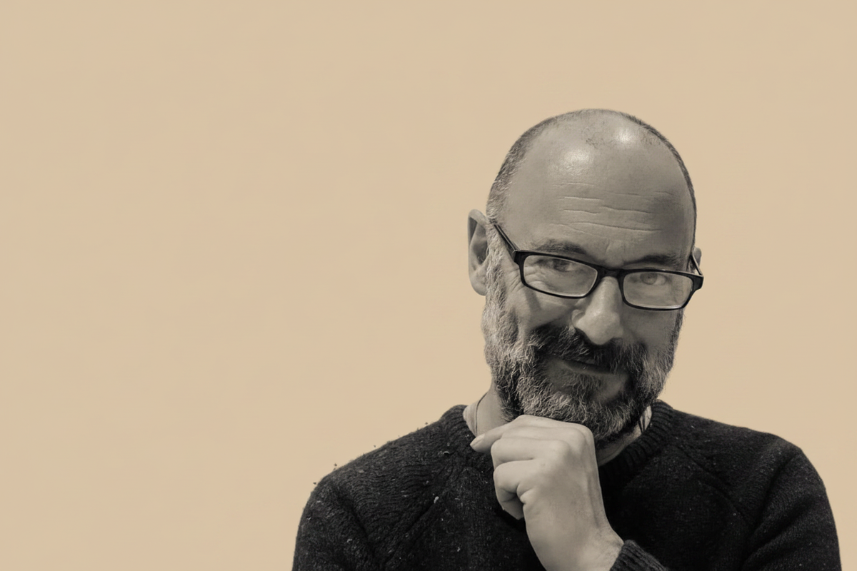 Giampaolo Giardina sfondo sabbia